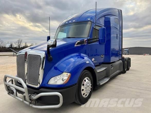 Kenworth T680 Motrici e Trattori Stradali
