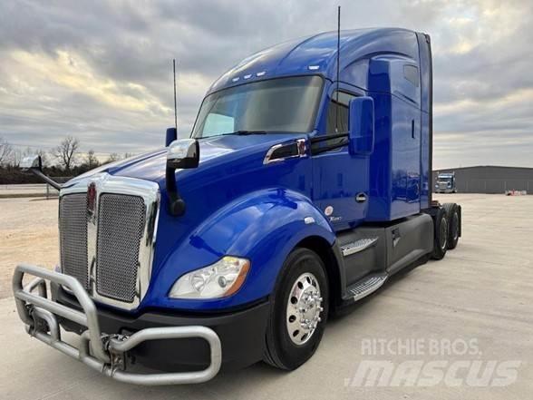 Kenworth T680 Motrici e Trattori Stradali