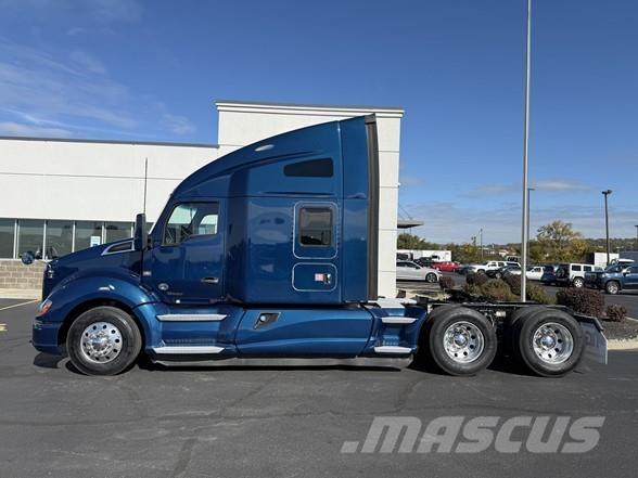 Kenworth T680 Motrici e Trattori Stradali