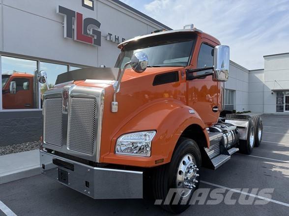 Kenworth T880 Motrici e Trattori Stradali