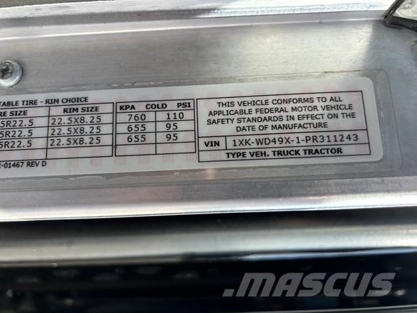 Kenworth W900 Motrici e Trattori Stradali