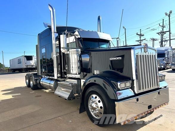 Kenworth W900 Motrici e Trattori Stradali
