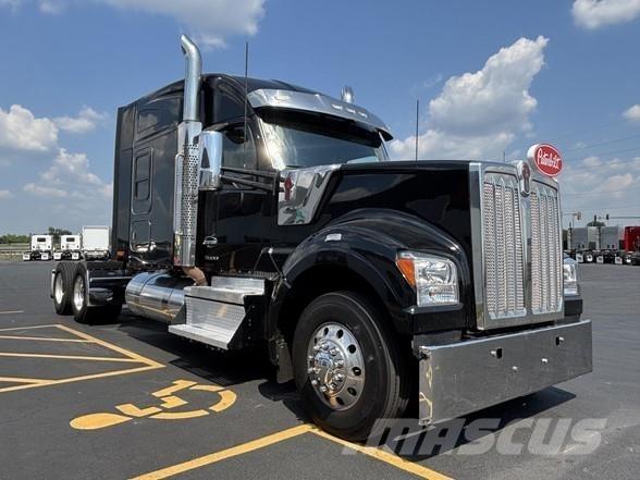 Kenworth W990 Motrici e Trattori Stradali