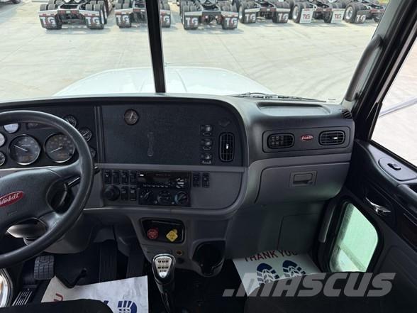 Peterbilt 367 Motrici e Trattori Stradali