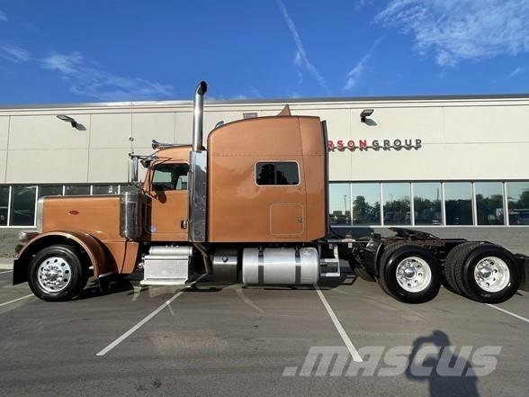 Peterbilt 389 Motrici e Trattori Stradali