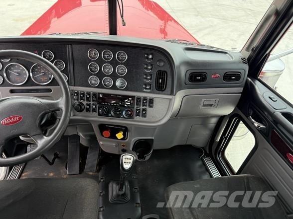 Peterbilt 389 Motrici e Trattori Stradali