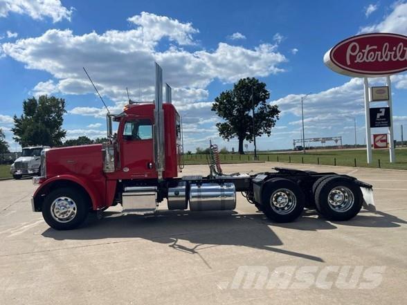 Peterbilt 389 Motrici e Trattori Stradali
