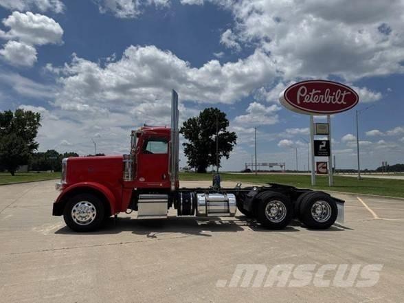 Peterbilt 389 Motrici e Trattori Stradali