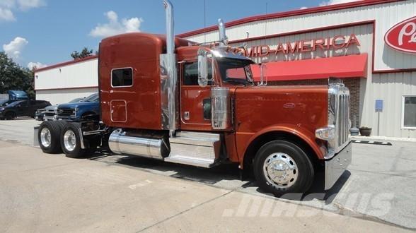 Peterbilt 389 Motrici e Trattori Stradali