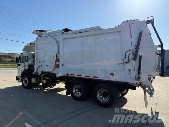 Peterbilt 520 Camion dei rifiuti