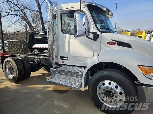 Peterbilt 536 Motrici e Trattori Stradali