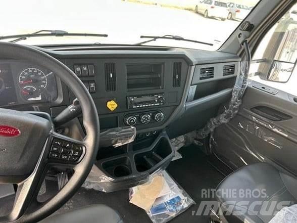Peterbilt 536 Costruzioni - Altro