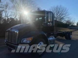 Peterbilt 536 Autocabinati