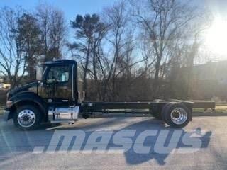 Peterbilt 536 Autocabinati