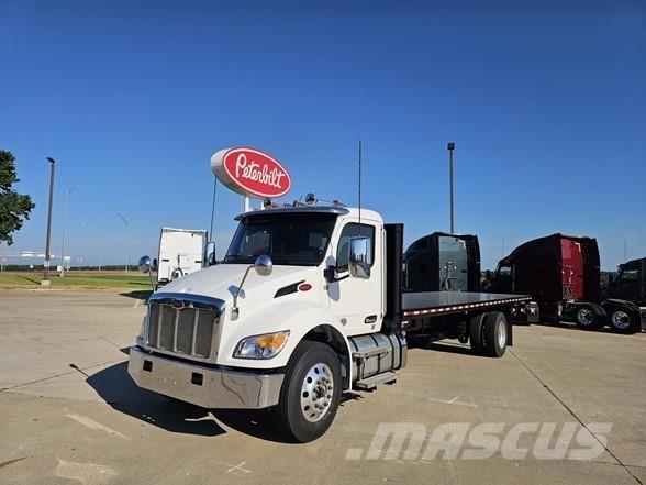 Peterbilt 536 Camion con sponde ribaltabili