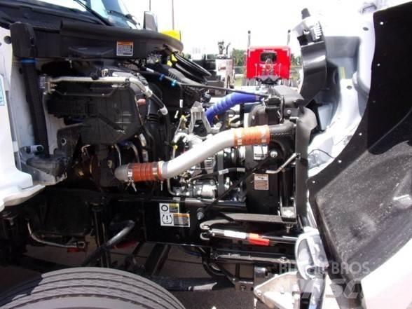 Peterbilt 536 Camion cassonati