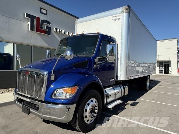Peterbilt 537 Camion cassonati
