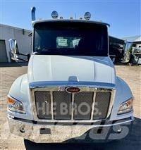 Peterbilt 537 Autocabinati