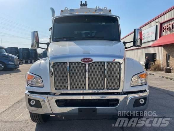 Peterbilt 537 Camion dei rifiuti