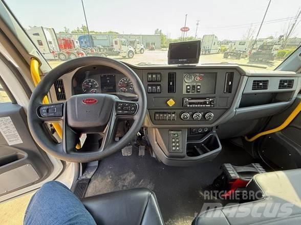 Peterbilt 537 Camion dei rifiuti