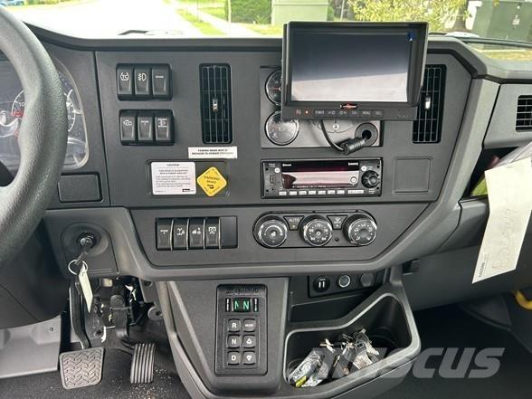 Peterbilt 537 Costruzioni - Altro
