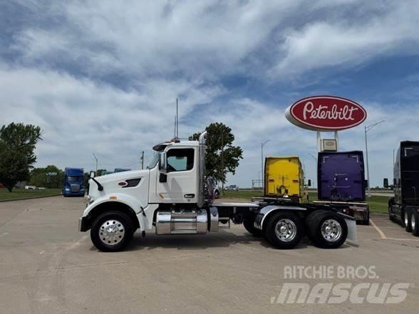 Peterbilt 567 Motrici e Trattori Stradali