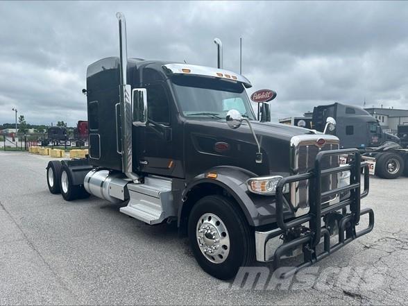 Peterbilt 567 Motrici e Trattori Stradali