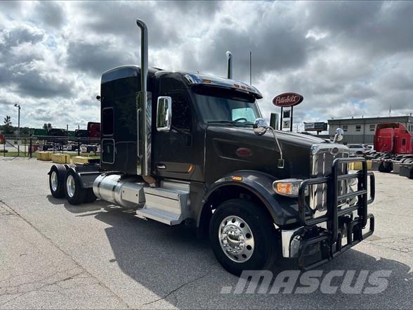 Peterbilt 567 Motrici e Trattori Stradali