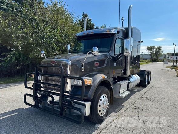 Peterbilt 567 Motrici e Trattori Stradali