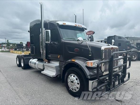 Peterbilt 567 Motrici e Trattori Stradali