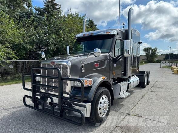 Peterbilt 567 Motrici e Trattori Stradali