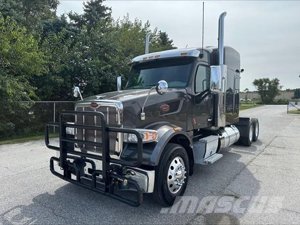 Peterbilt 567 Motrici e Trattori Stradali