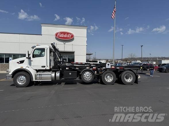 Peterbilt 567 Camion dei rifiuti