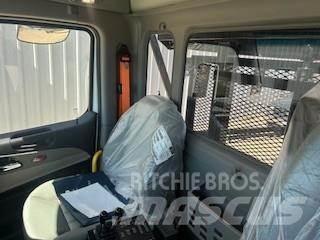 Peterbilt 567 Camion dei rifiuti
