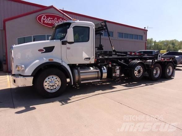 Peterbilt 567 Camion dei rifiuti