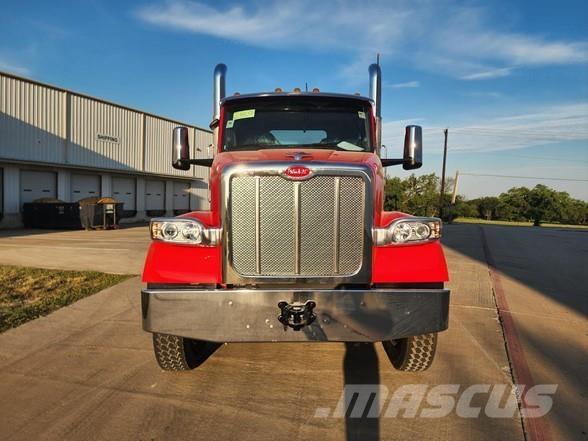 Peterbilt 567 Motrici e Trattori Stradali