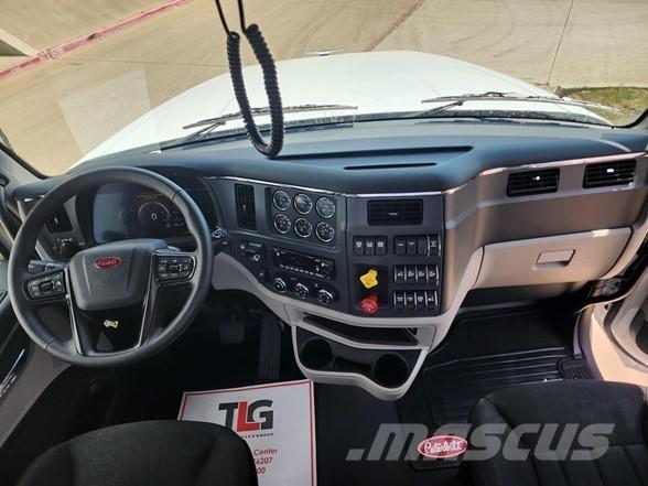 Peterbilt 567 Motrici e Trattori Stradali