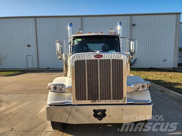 Peterbilt 589 Motrici e Trattori Stradali