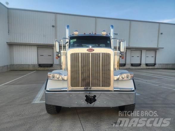 Peterbilt 589 Motrici e Trattori Stradali