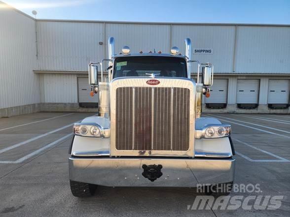 Peterbilt 589 Motrici e Trattori Stradali