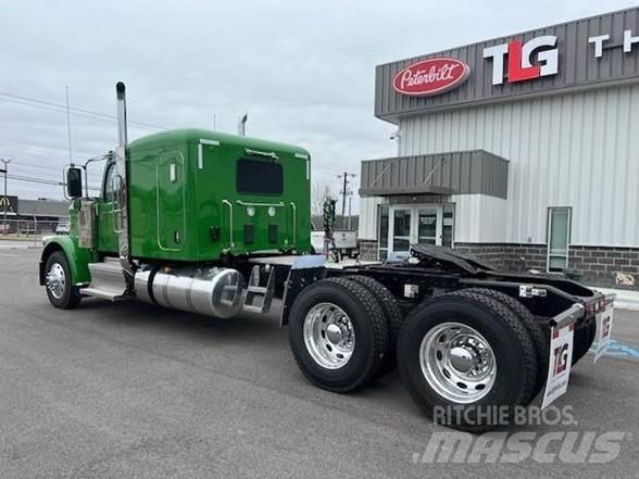 Peterbilt 589 Motrici e Trattori Stradali