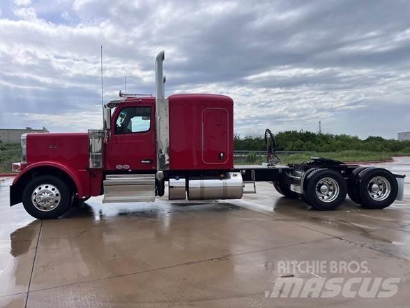 Peterbilt 589 Motrici e Trattori Stradali