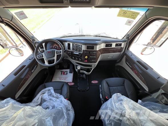 Peterbilt 589 Motrici e Trattori Stradali