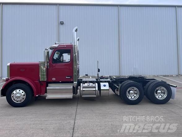 Peterbilt 589 Motrici e Trattori Stradali