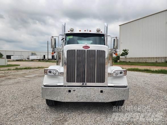Peterbilt 589 Motrici e Trattori Stradali