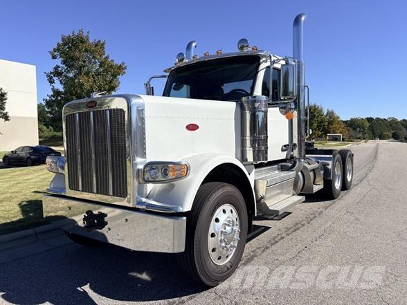 Peterbilt 589 Motrici e Trattori Stradali