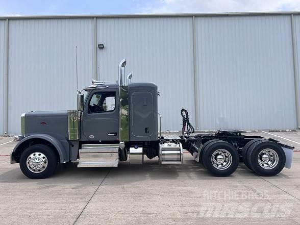 Peterbilt 589 Motrici e Trattori Stradali