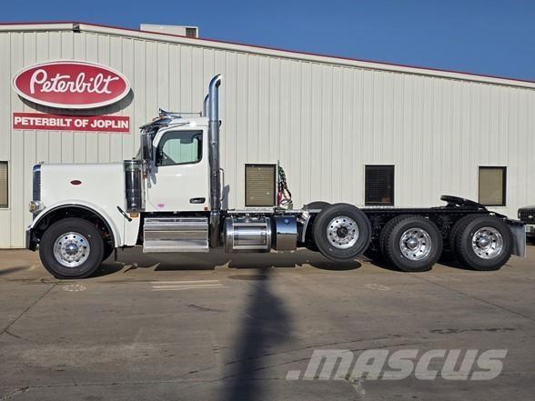 Peterbilt 589 Motrici e Trattori Stradali