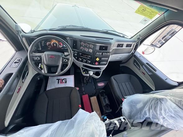 Peterbilt 589 Motrici e Trattori Stradali