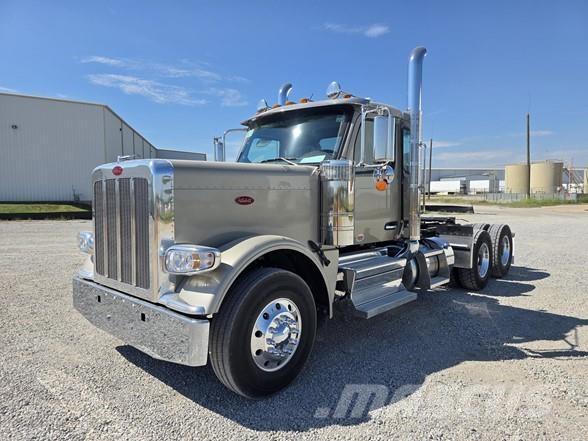 Peterbilt 589 Motrici e Trattori Stradali